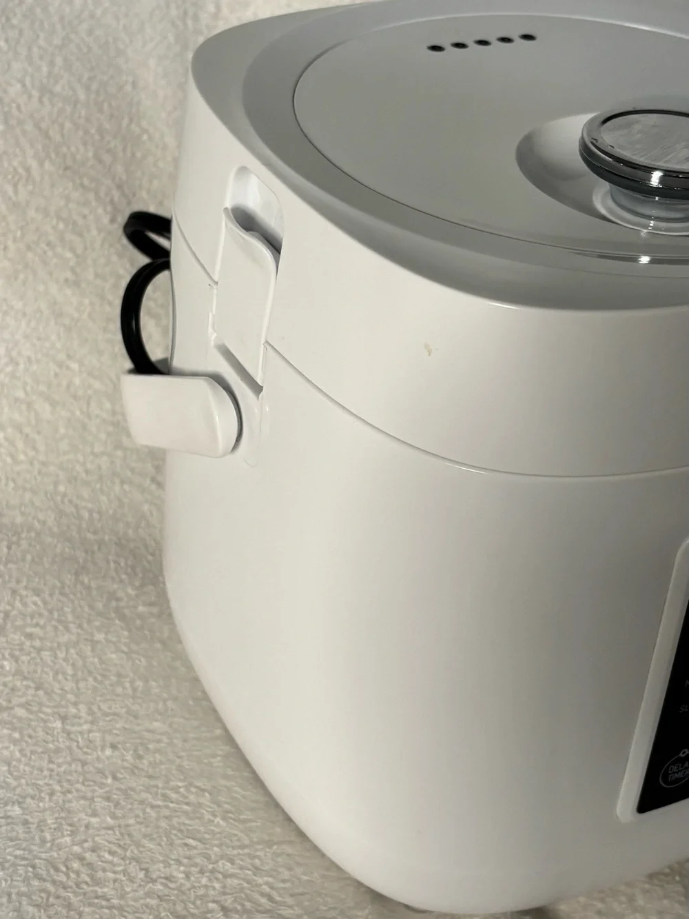 White Multi-Function Rice and Slow Cooker